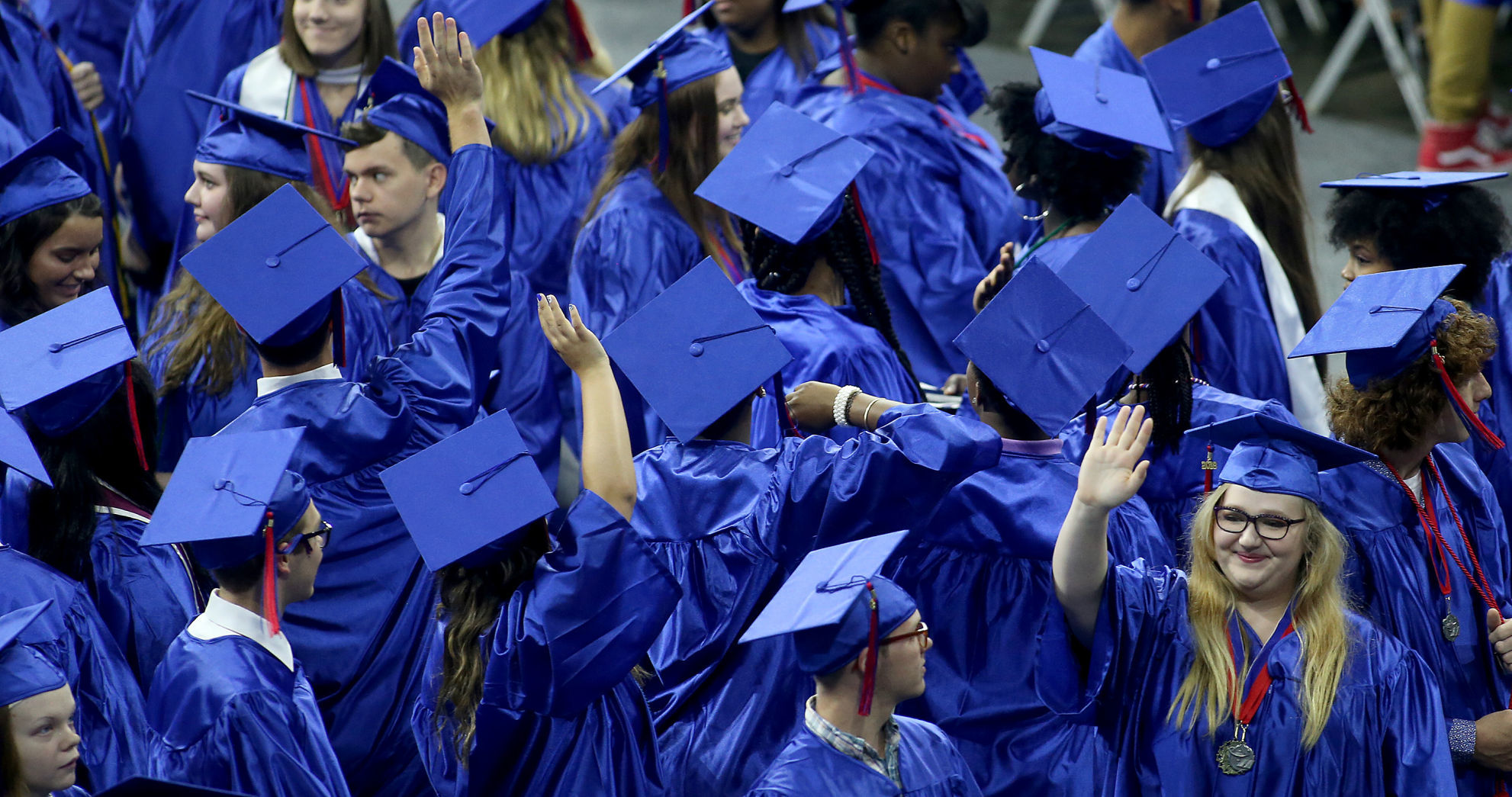 060318-qct-central-grad-007